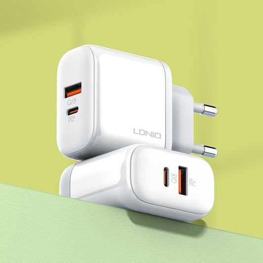 Caricabatterie da parete ultra rapido A2526C 45W