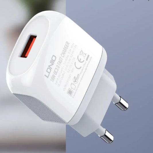 Caricabatterie Quick Charge 3.0 con chip di sicurezza intelligente A1307Q