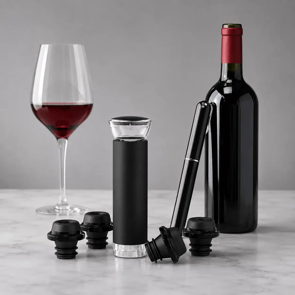 Accessori Vino — Apribottiglie, Pompa Sottovuoto e Versatori